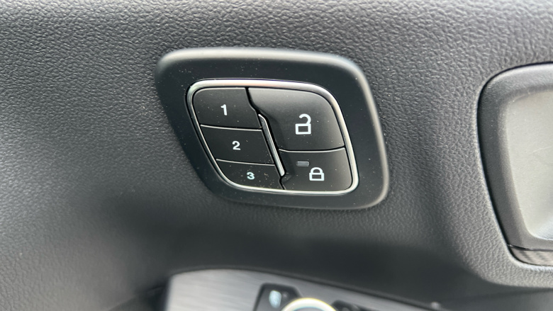 Ford Kuga 2.5 FHEV ST-Line 5dr CVT Hybrid Estate